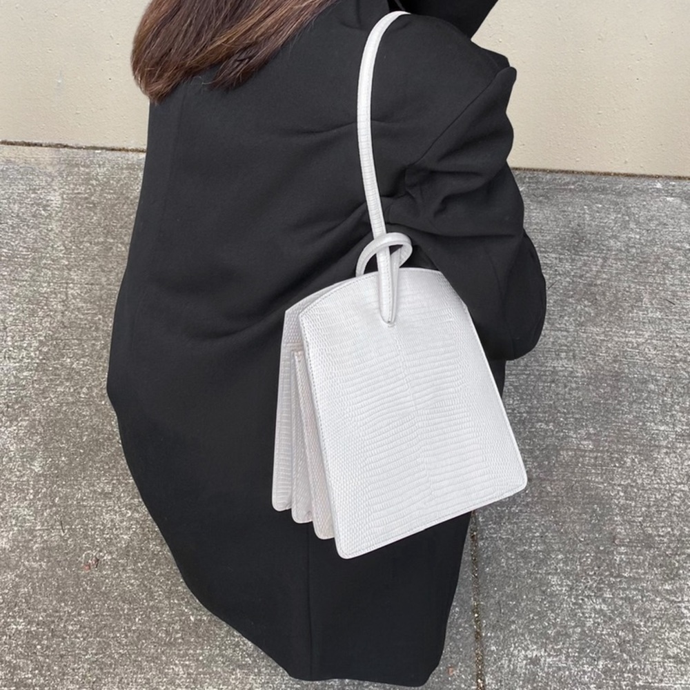 LITTLE LIFFNER LIZARD LOOP BAG IN CALF LEATHER